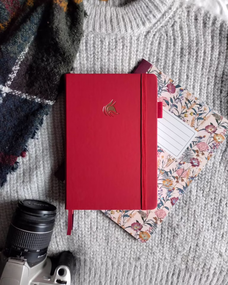 The Ultimate Summer Bucket List for Cosy Creatives